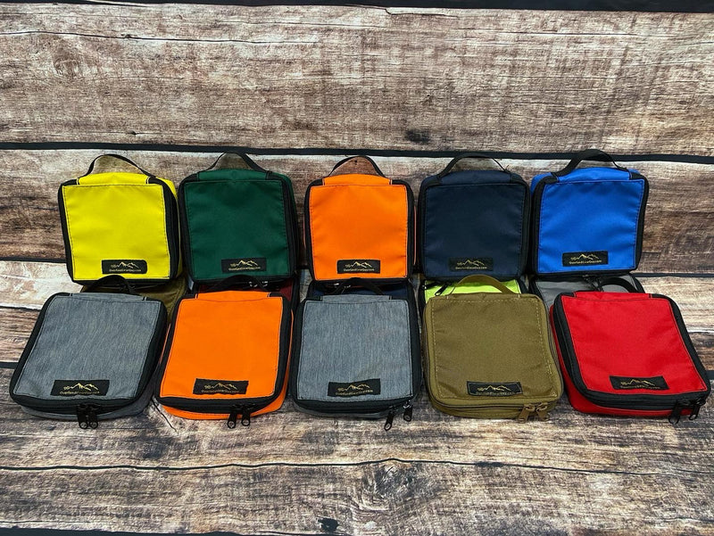 Load image into Gallery viewer, Emerald Organization Pouch
