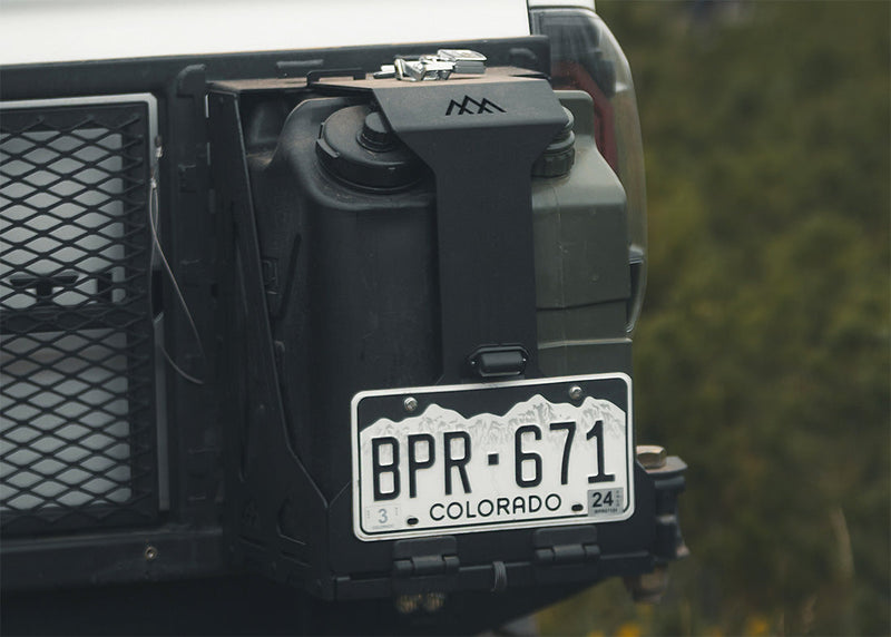 Load image into Gallery viewer, Jerry&#39;s Can Holder - Dual Universal Jerry Can Carrier
