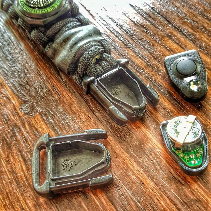 Load image into Gallery viewer, EDC Prepper - Paracord Bracelet Urban Tool Kit Equipped w/ LED Light, fire starter, blade, compass.

