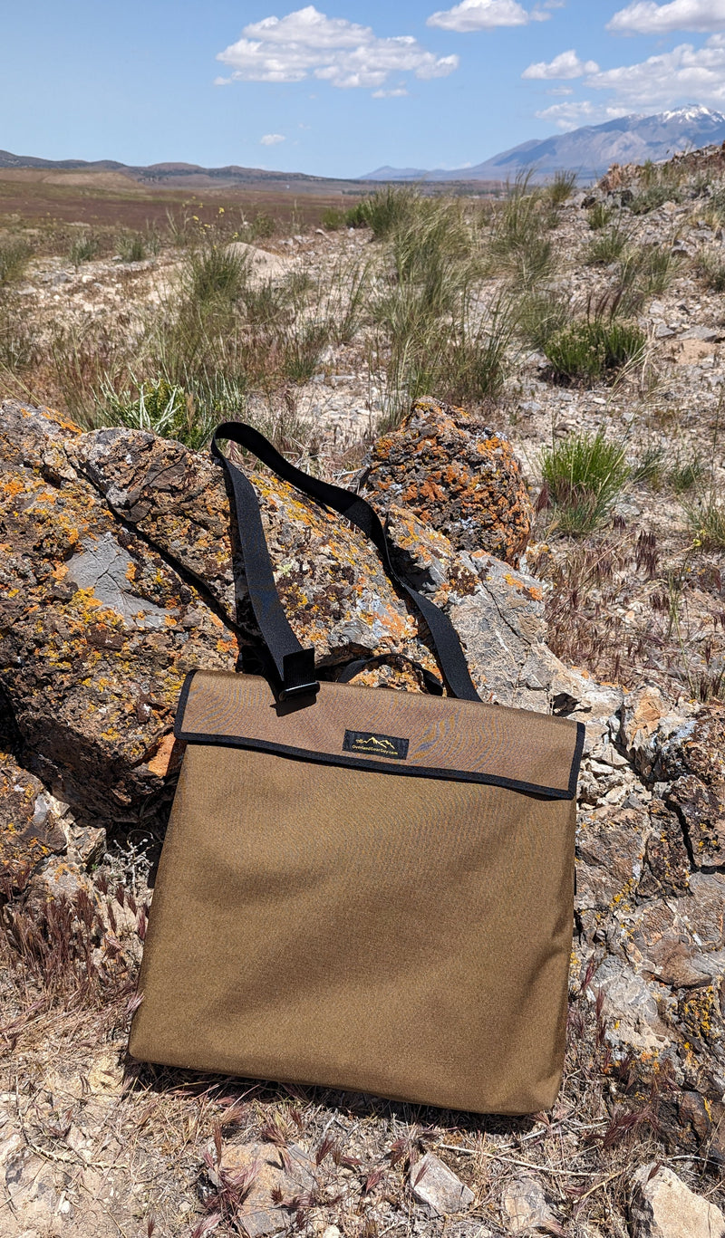 Load image into Gallery viewer, Front Runner Expander Chair Bag
