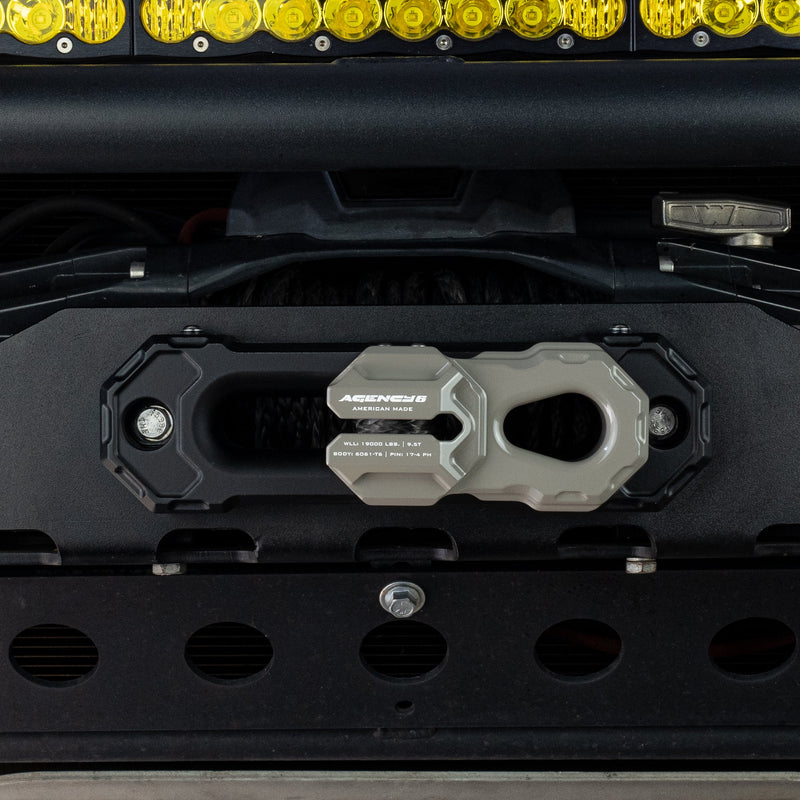 Load image into Gallery viewer, Billet Winch Shackle - Earth Grey
