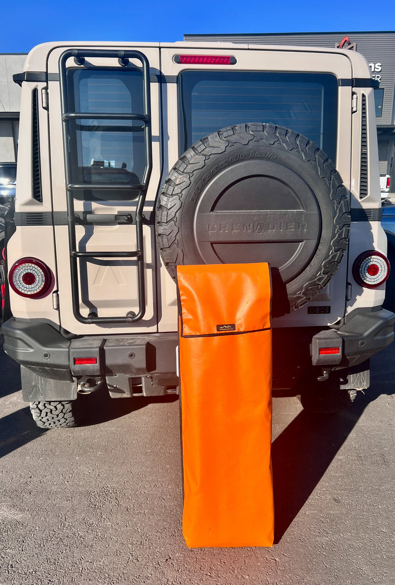 Load image into Gallery viewer, Traction Recovery Board Storage Bag
