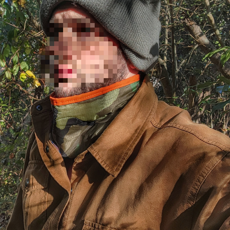 Load image into Gallery viewer, Woobie Hank: Insulated with USGI poncho-liner, serves as a large rag, knee pad, and adventure companion tool.
