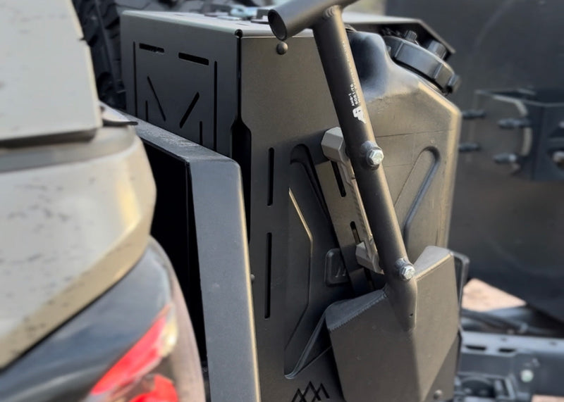 Load image into Gallery viewer, Jerry&#39;s Can Holder - Dual Universal Jerry Can Carrier
