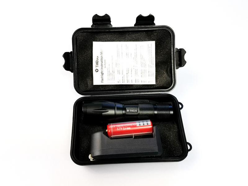 Load image into Gallery viewer, THEUS Rechargeable Flashlight Kit
