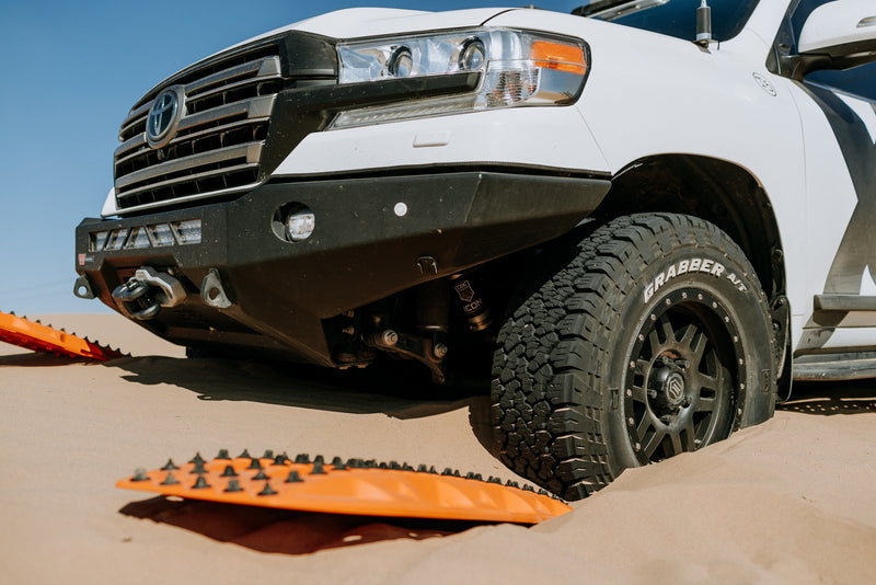 Load image into Gallery viewer, MAXTRAX XTREME Signature Orange Recovery Boards
