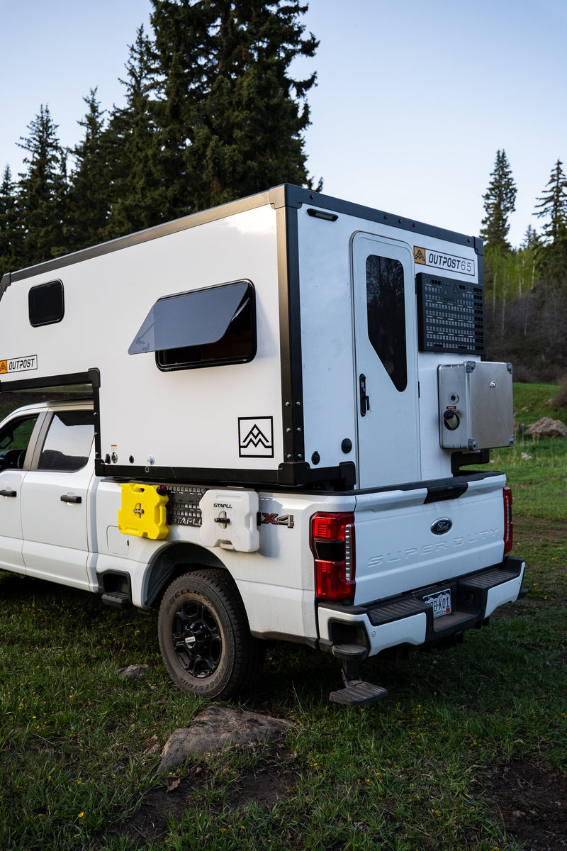 Load image into Gallery viewer, 48x10" Fender Rack
