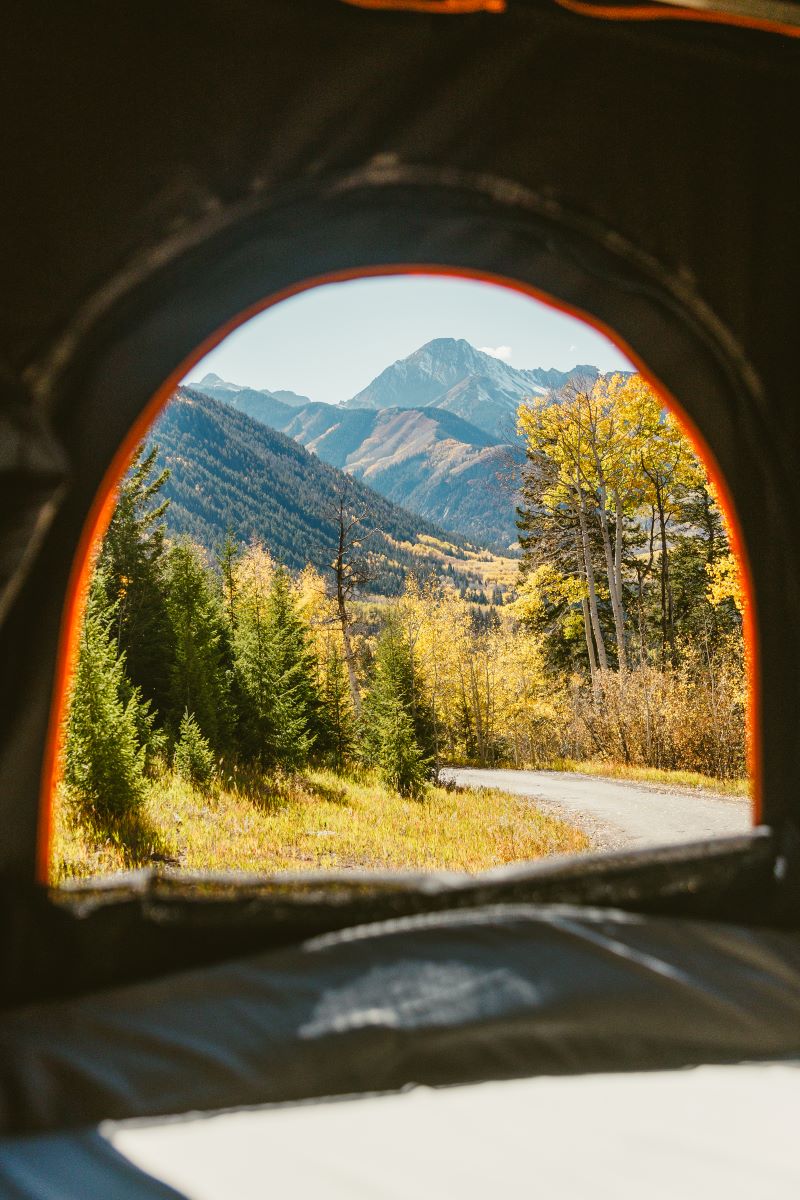 Load image into Gallery viewer, Overland Junction Golden Roof Top Tent
