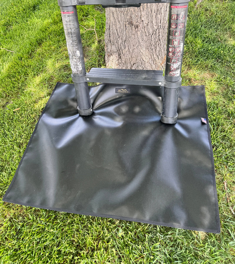 Load image into Gallery viewer, Roof Top Tent Ladder Vinyl Mat
