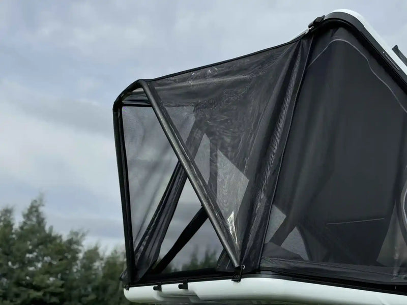 Load image into Gallery viewer, James Baroud Rain Shade
