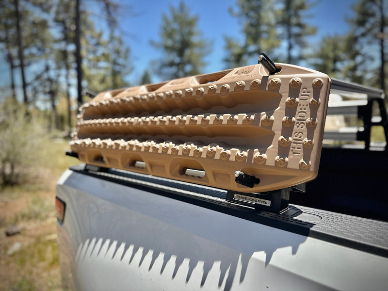 Load image into Gallery viewer, Maxtrax Mounting Brackets for Sierra Rack Compatible with Rivian R1T
