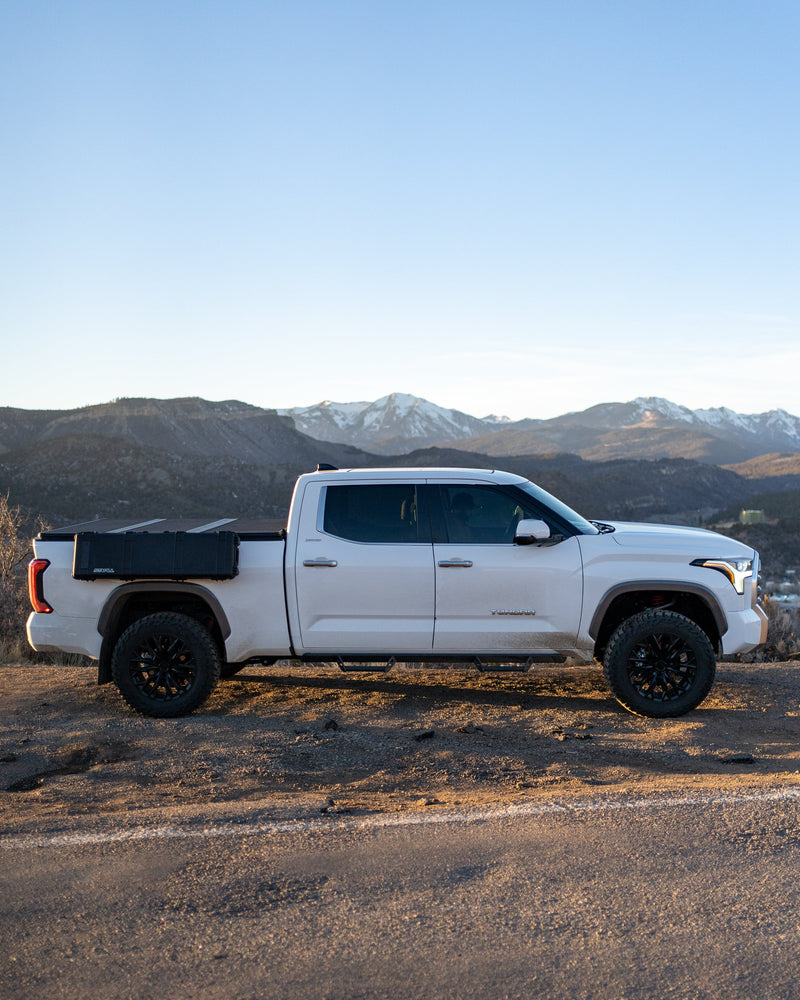 Load image into Gallery viewer, Rubber Leveling Kit
