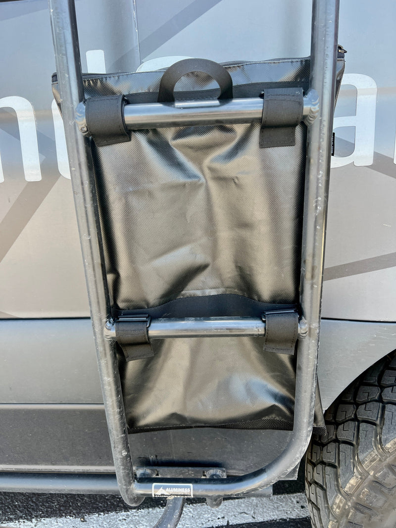Load image into Gallery viewer, Ladder Trash Bag - 24 inch
