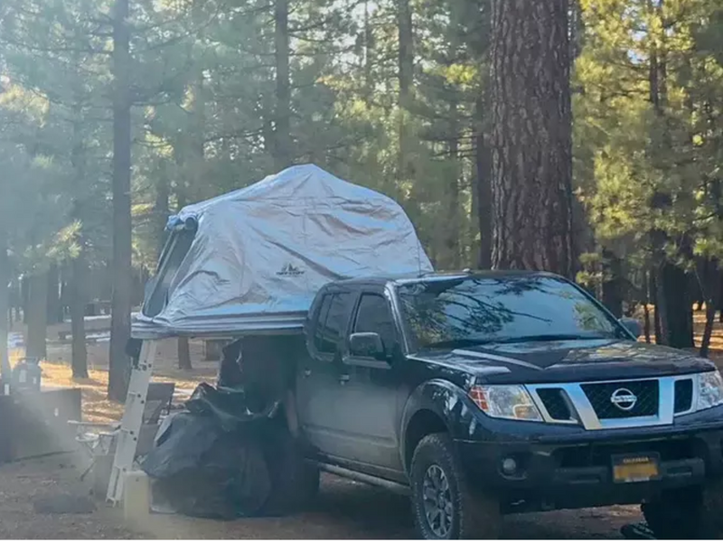 Load image into Gallery viewer, Tuff Stuff Ranger Roof Top Tent - 3 Person
