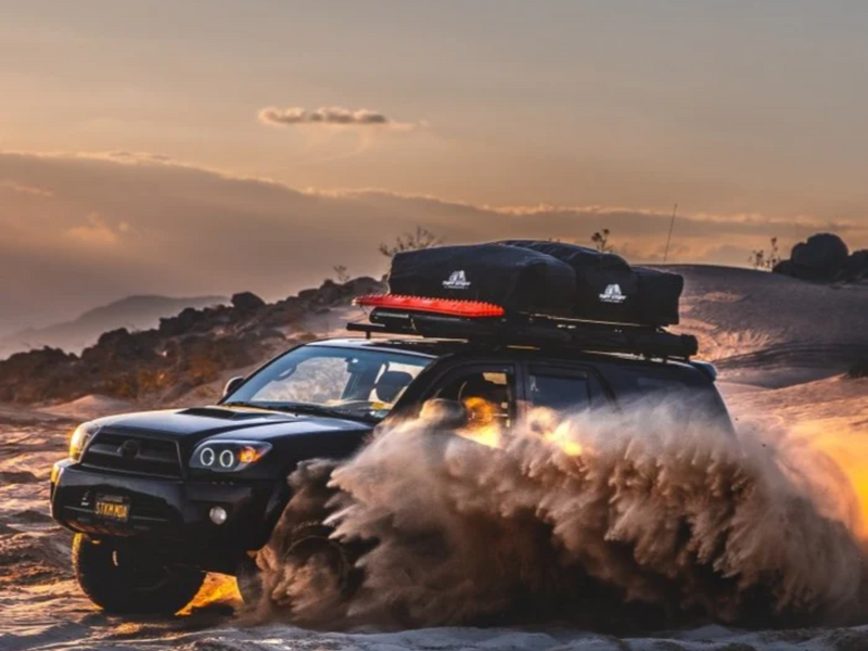 Load image into Gallery viewer, Tuff Stuff Ranger Roof Top Tent - 3 Person
