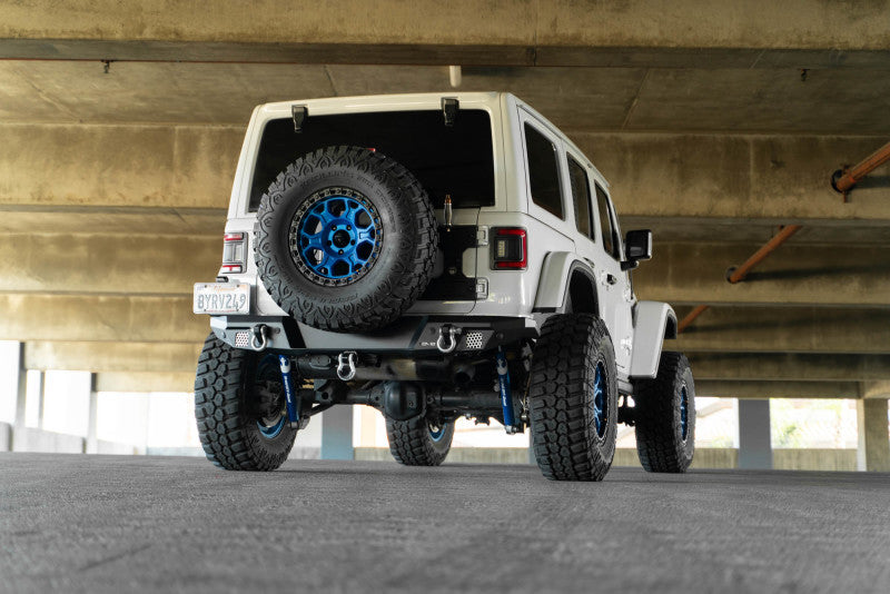 Load image into Gallery viewer, DV8 Offroad 18-23 Wrangler JL FS-7 Series Rear Bumper
