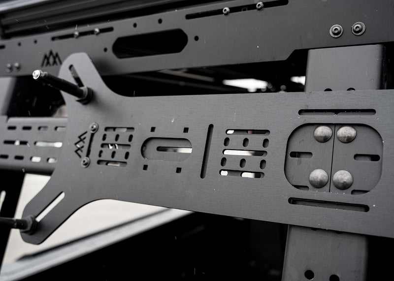 Load image into Gallery viewer, Universal Dogbone Aluminum Traction Board Mount
