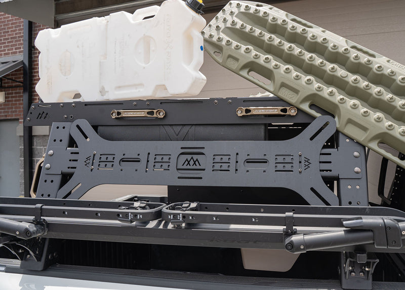 Load image into Gallery viewer, Universal Dogbone Aluminum Traction Board Mount
