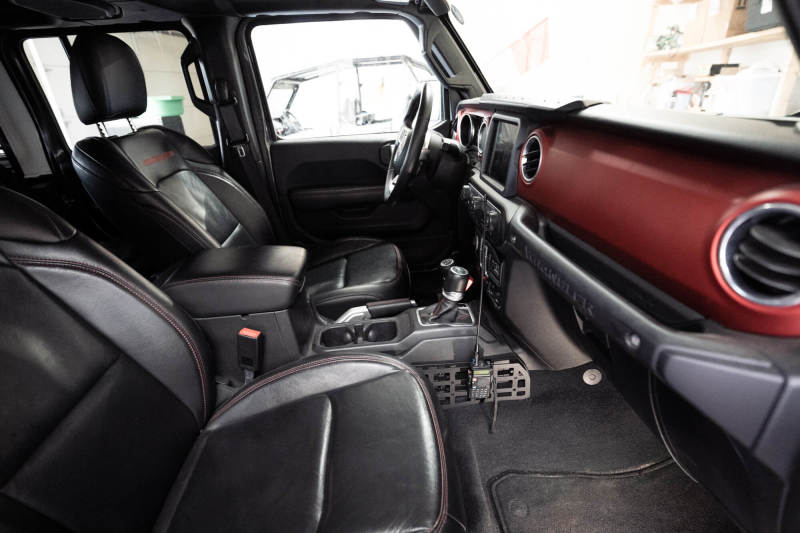 Load image into Gallery viewer, DV8 Offroad 18-23 Jeep Wrangler Center Console Molle Panels
