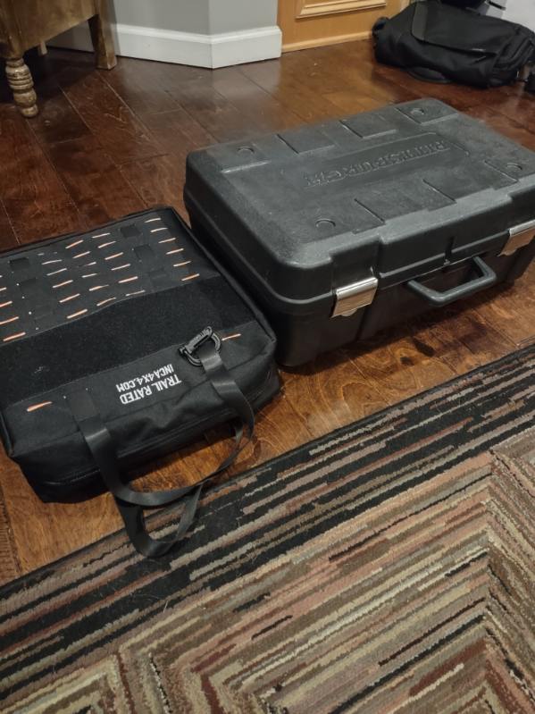 Load image into Gallery viewer, inca4x4 tool briefcase with magnet tray
