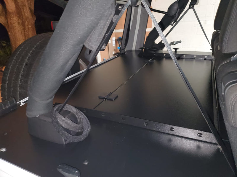 Load image into Gallery viewer, Slipstream Jeep Security Enclosure - JKU (4 Door)
