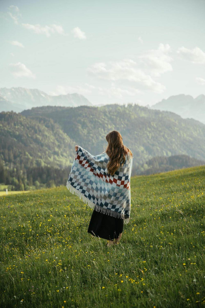 Load image into Gallery viewer, Checkered Oceanside
