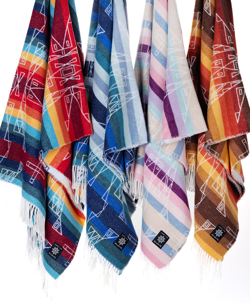 Load image into Gallery viewer, Hunaaneeká (Spring)
