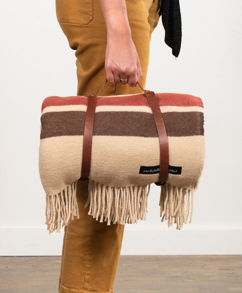 Load image into Gallery viewer, Leather Blanket Roll
