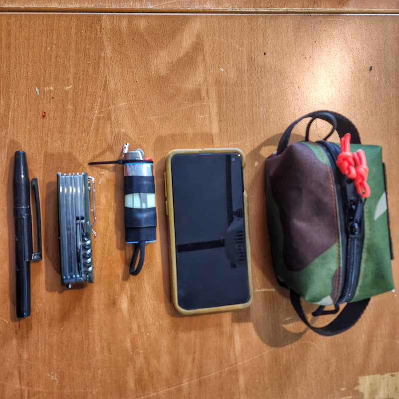 Load image into Gallery viewer, Survival Kit Lighter - Fire Starter outfitted with supplies.
