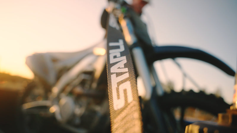 Load image into Gallery viewer, 1.5" X 10' HD Ratchet Strap Set (2-Pack)
