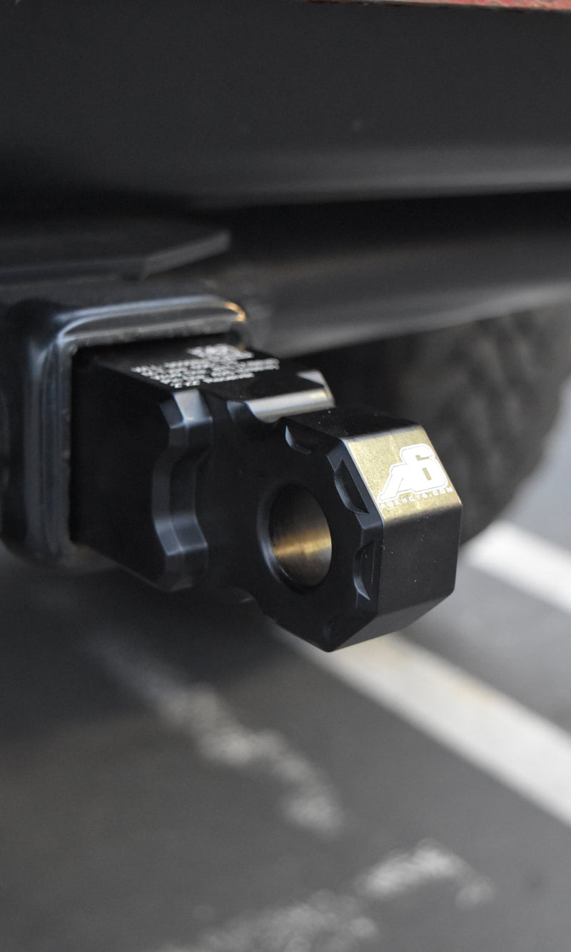 Load image into Gallery viewer, Shackle Block 2&quot; - Black
