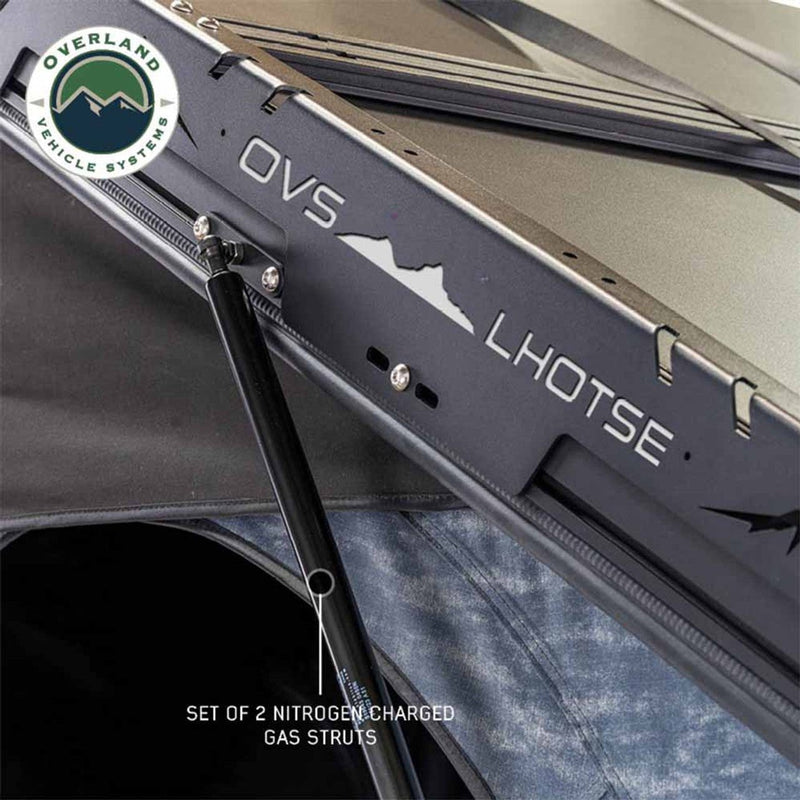 Load image into Gallery viewer, Stay Ready Outdoors XD Lohtse Clam Shell Aluminum Hard Shell Roof Top Tent, Blue Body &amp; Black Rainfly
