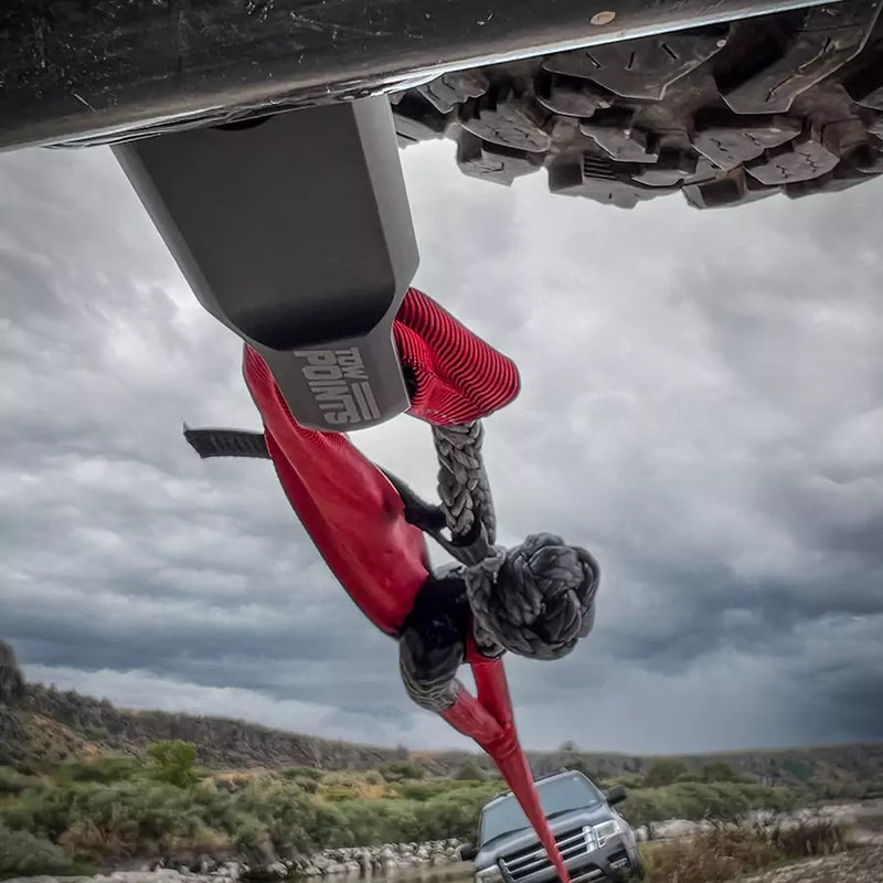 Load image into Gallery viewer, Yankum Ropes 2 1/2&quot; Hitch Receiver Recovery Point
