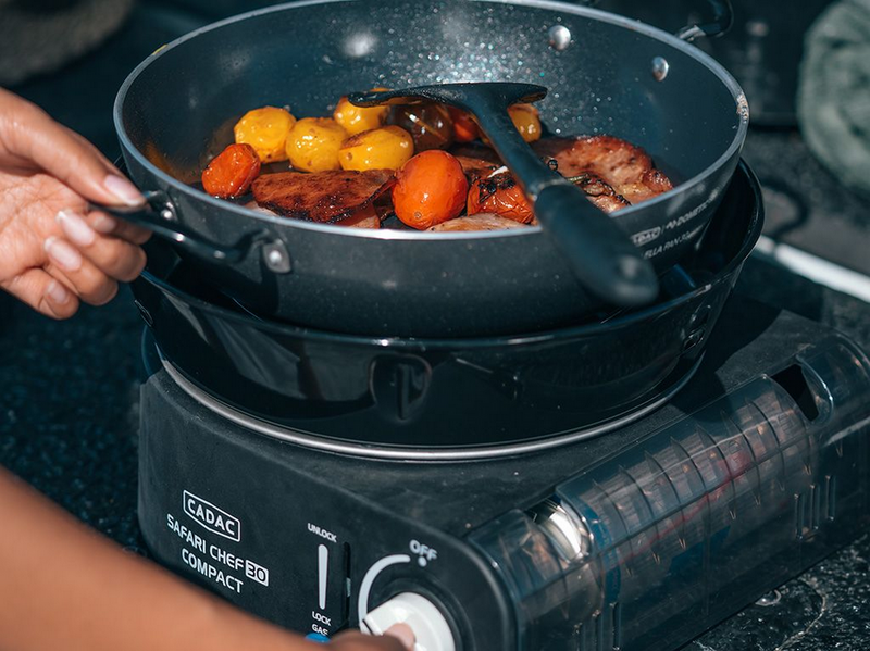 Load image into Gallery viewer, Safari Chef 30 Compact / Portable 6 Piece/ Gas Barbeque/ Camp Cooker
