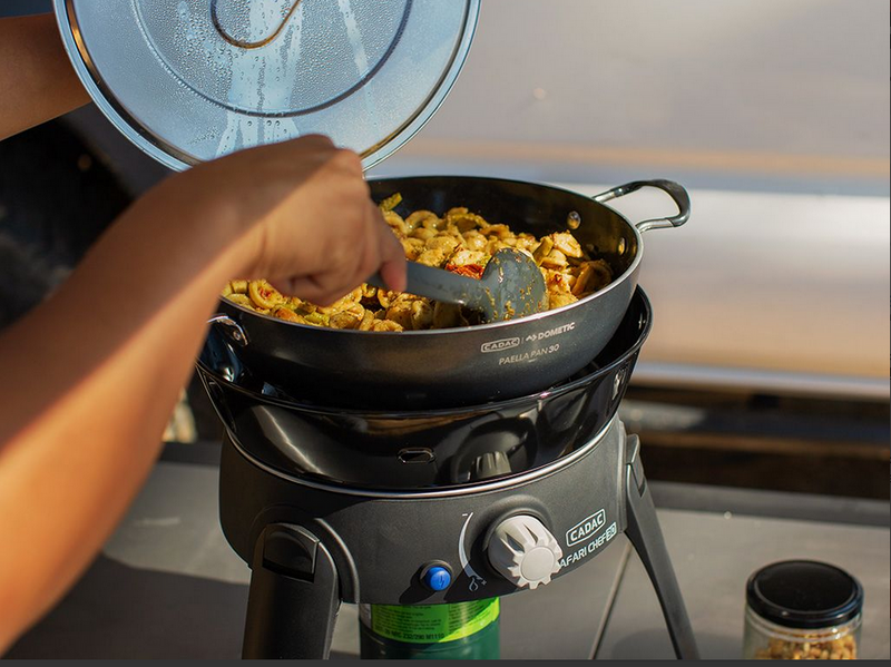 Load image into Gallery viewer, Paella Pan 30 w/Lid / Camp Cooking Pan by Front Runner
