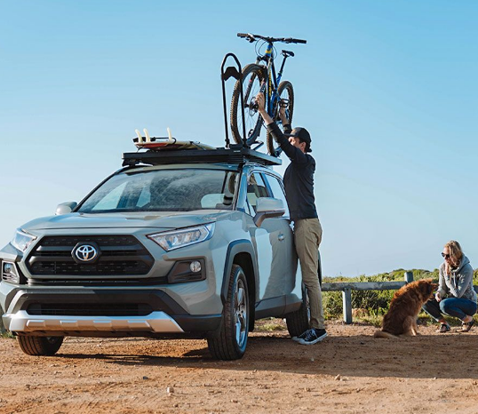 Load image into Gallery viewer, Toyota Rav4 (2019-Current) Slimline II Roof Rack Kit by Front Runner
